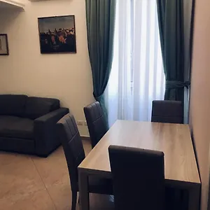 43 Ampio E Comodo Nel Centro Di Apartamento