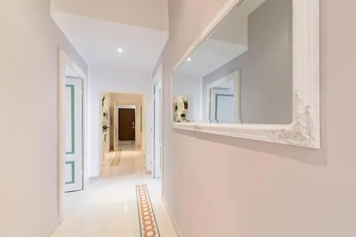 Apartment Elegant Aparment Vittorio City Center Rome