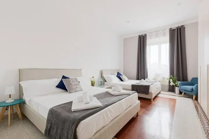 Elegant Aparment Vittorio City Center Rome Italy