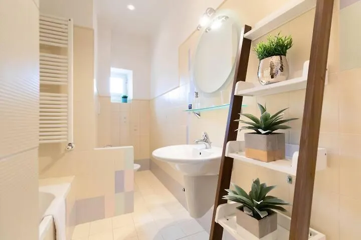 Elegant Aparment Vittorio City Center Rome Apartment