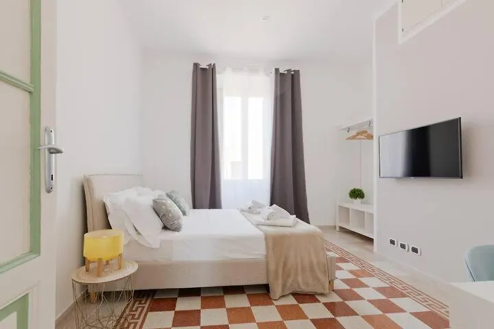 Apartment Elegant Aparment Vittorio City Center Rome